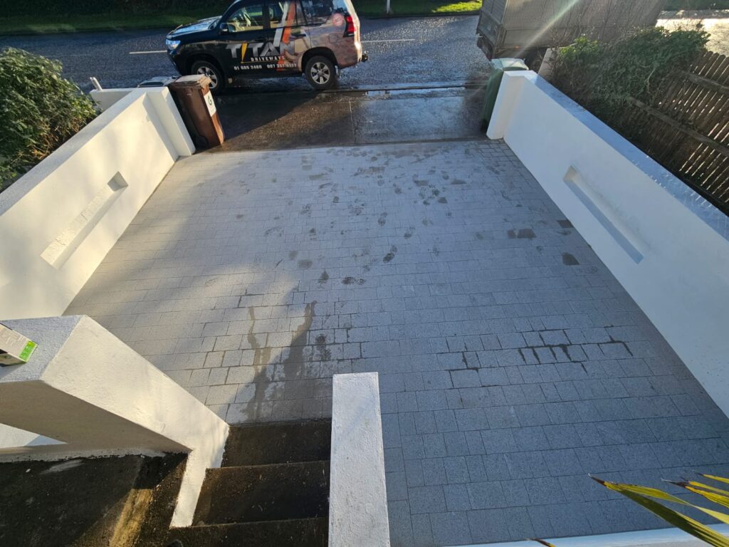 New Cobblelock Driveway